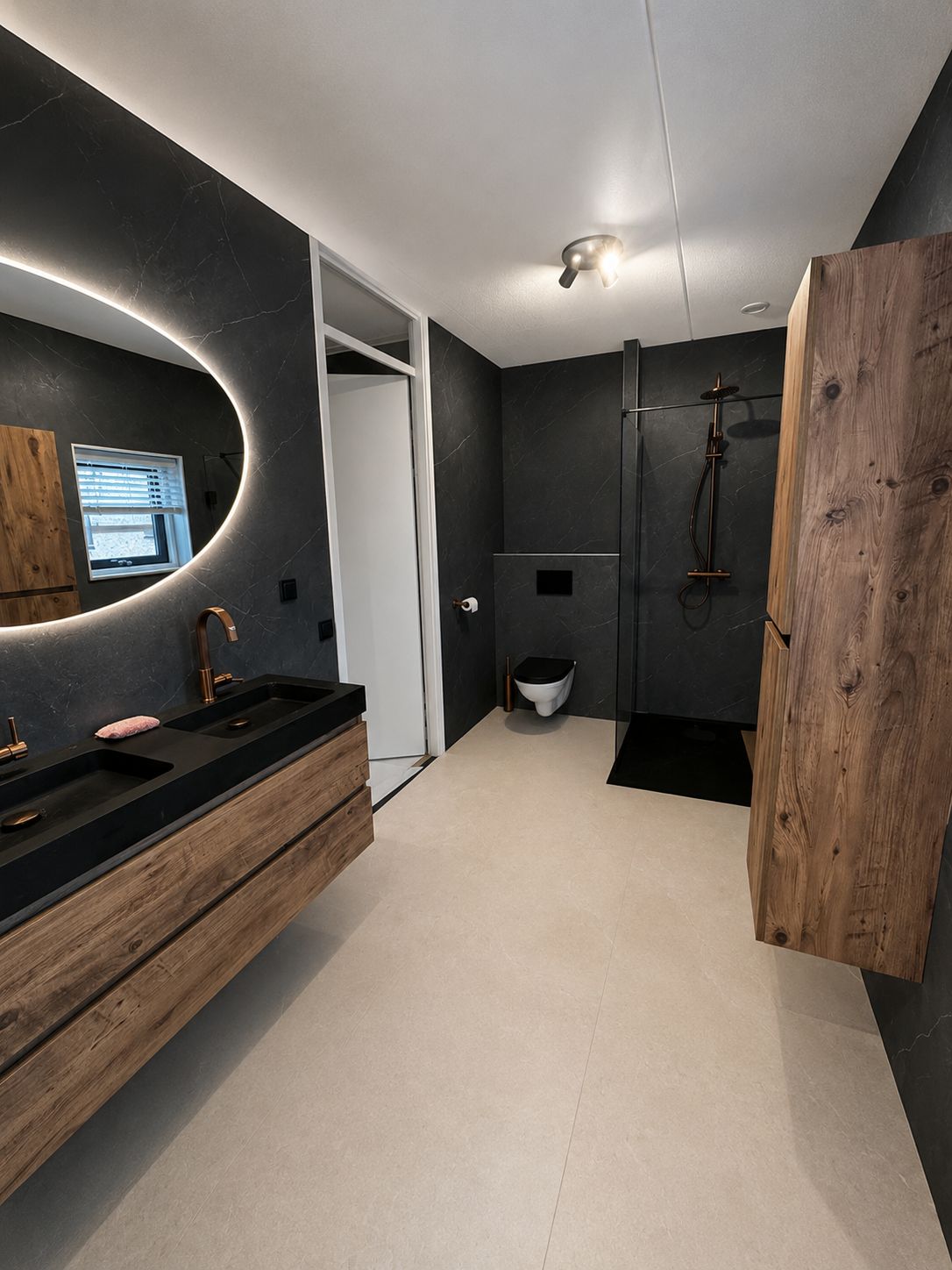 Black Marble Suite